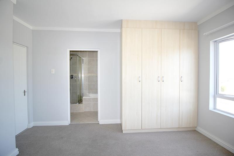 3 Bedroom Property for Sale in Reebok Western Cape